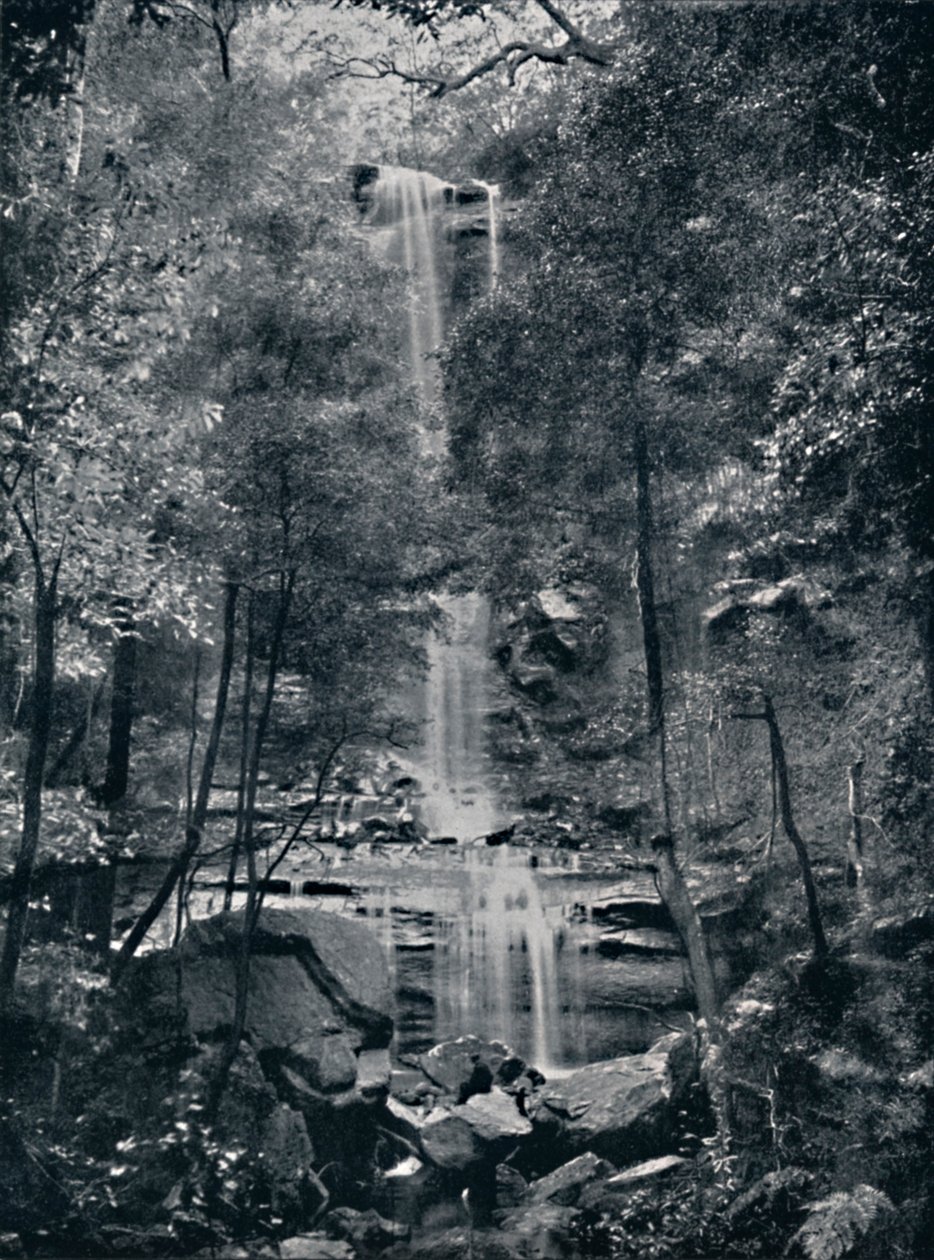 Valle de las Aguas, Montañas Azules, c1900 de Unbekannt