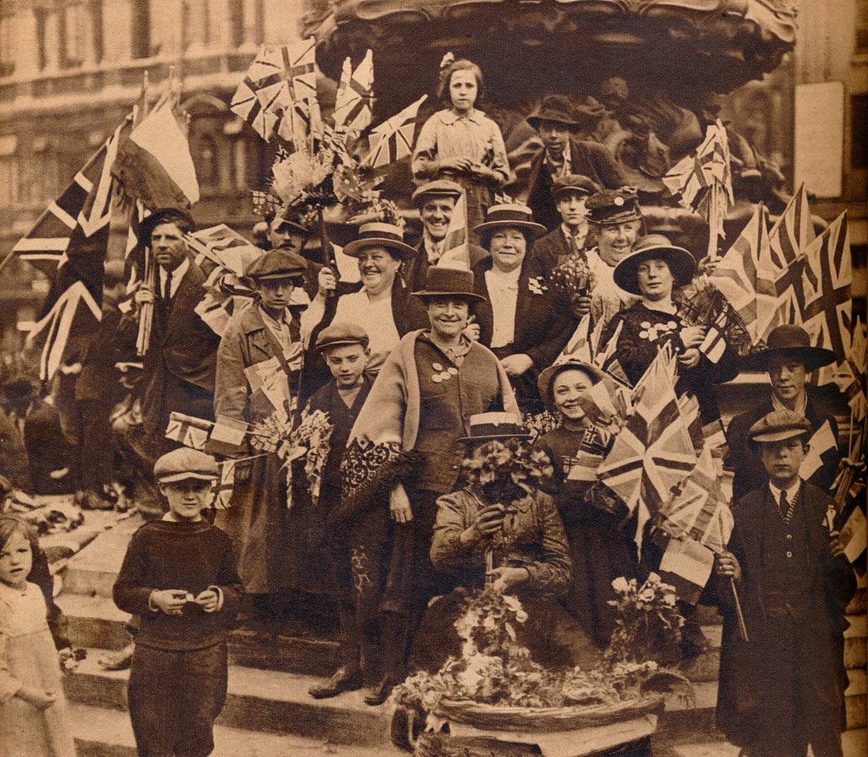 Celebraciones de la victoria bajo Eros, Piccadilly, Londres, 1918, 1938 de Unbekannt