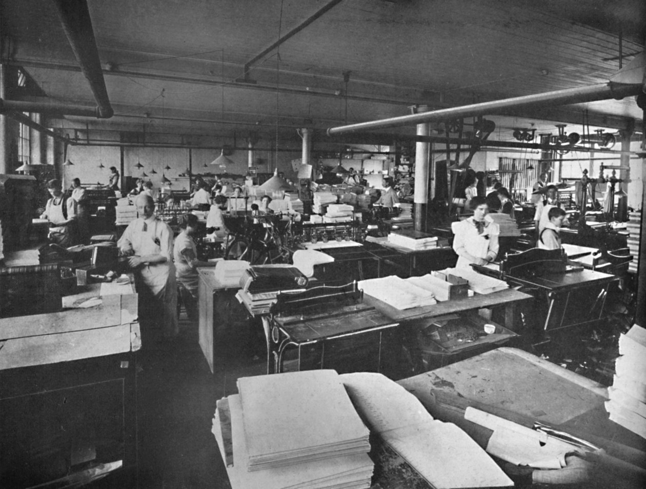 Vista de la Sala de Envío y Encuadernación, 1919 de Unbekannt