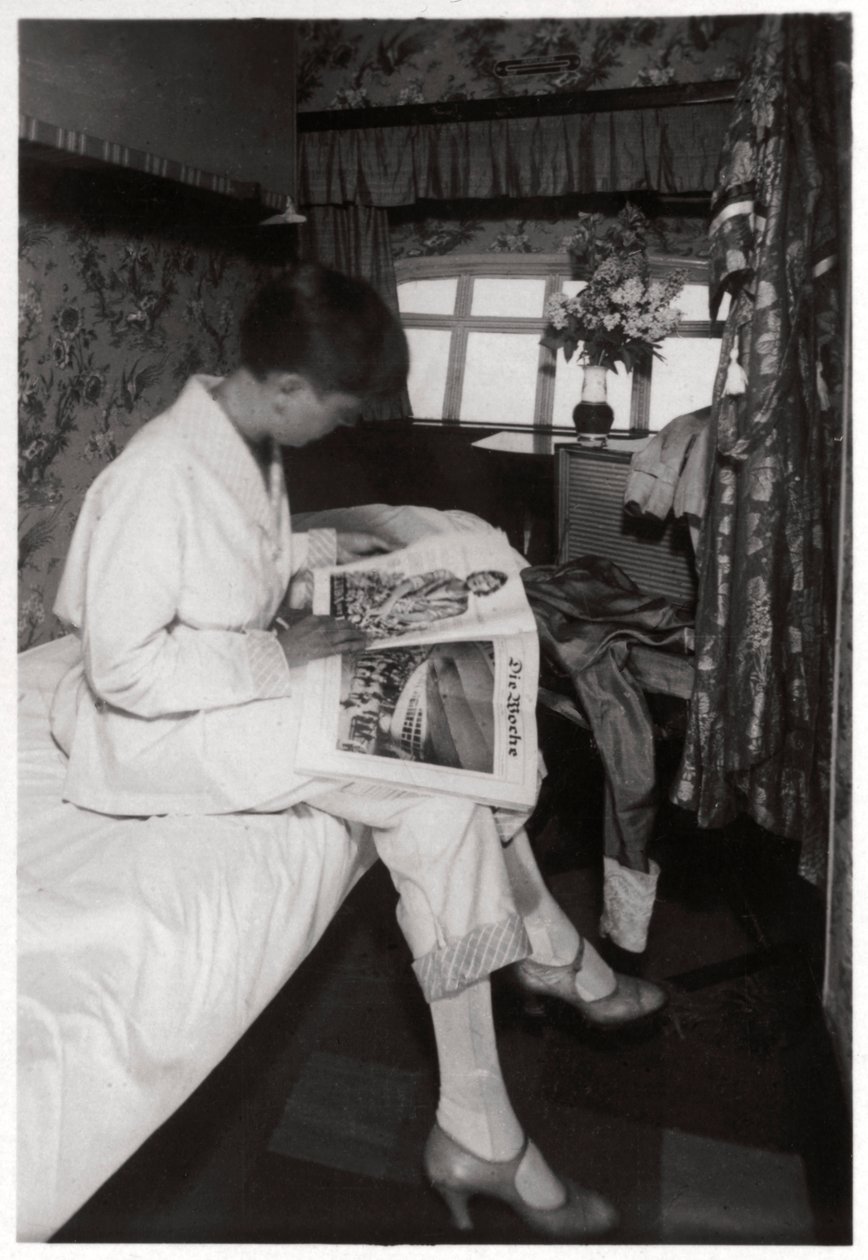 Vista de una cabina de pasajeros a bordo del Zeppelin LZ 127 Graf Zeppelin, 1933 de Unbekannt