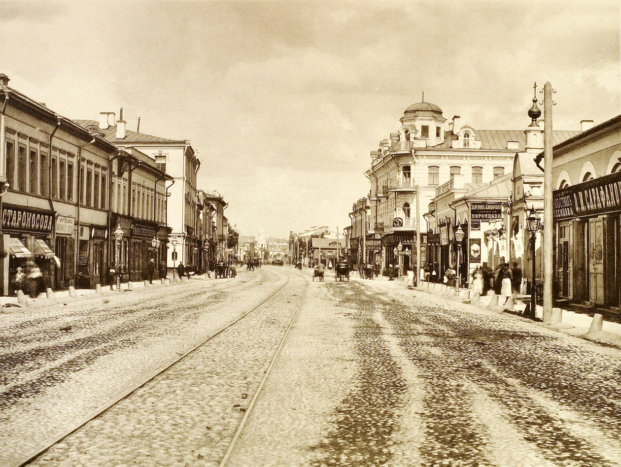 Vista de la calle Arbat desde la Iglesia de la Santísima Trinidad, Moscú, Rusia, 1888 de Unbekannt