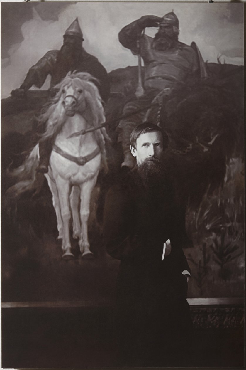 Viktor Vasnetsov ante su pintura Bogatyrs de Unbekannt