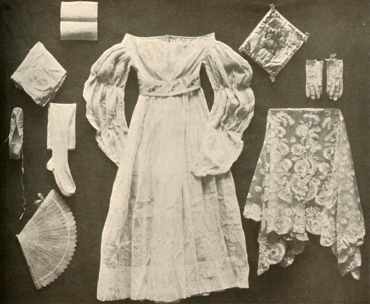 Traje de boda de la señorita Sara Hayes, de Filadelfia, c1750, 1937 de Unbekannt