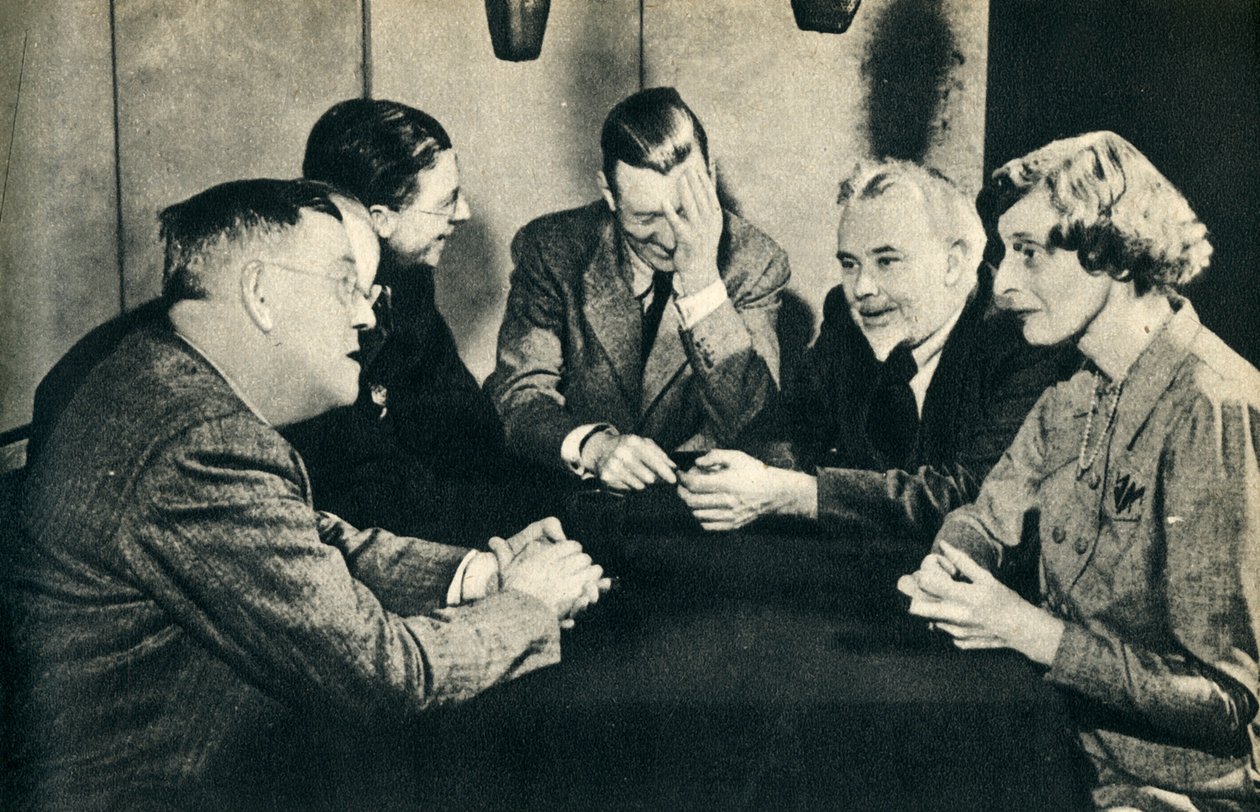 ¡Qué pregunta! El Brains Trust en sesión en el extranjero con Donald McCullough, 1942 de Unbekannt