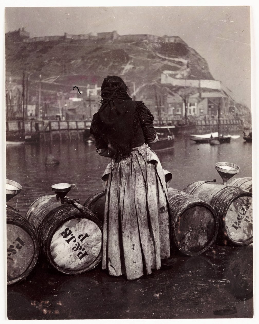 Mujer y barriles, puerto de Whitby de Unbekannt