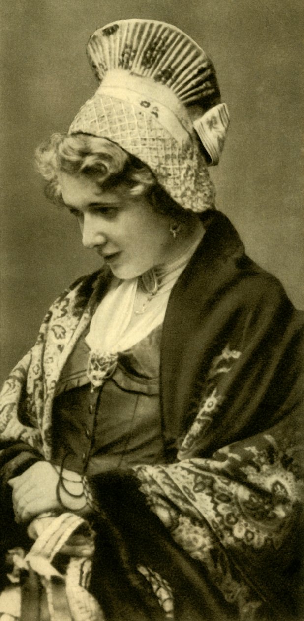 Mujer con traje tradicional, Baja Austria, c1935 de Unbekannt