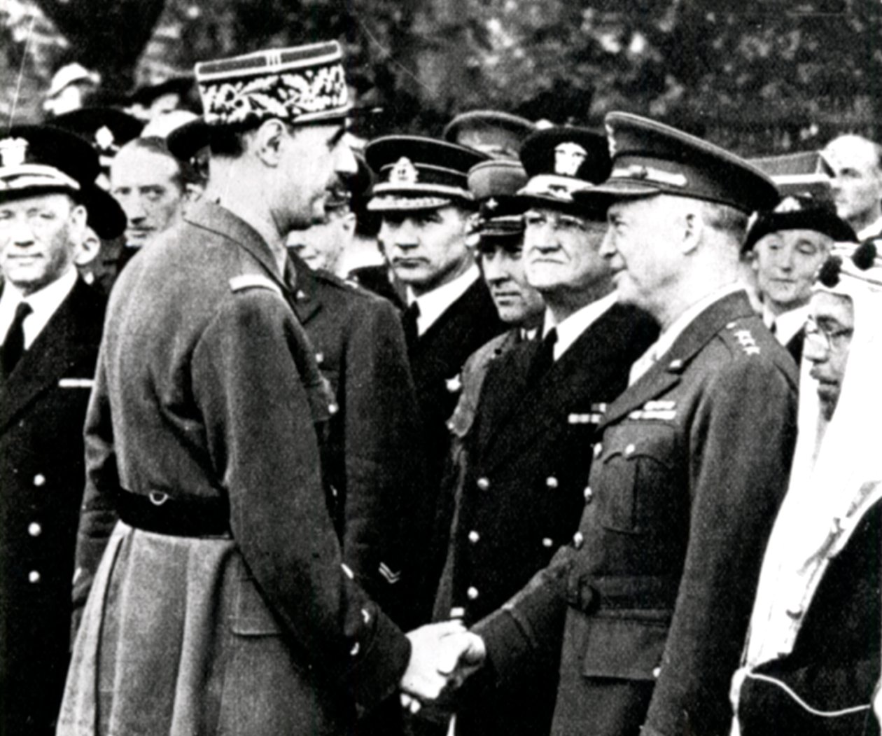 Segunda Guerra Mundial: De Gaulle saluda a Eisenhower, 1944 de Unbekannt