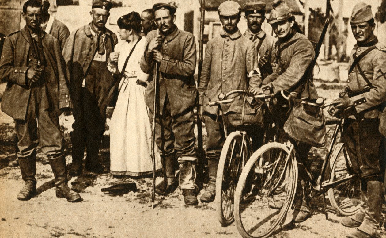Prisioneros alemanes heridos son atendidos por la Cruz Roja, Francia, Primera Guerra Mundial, 1914-1918, 1933 de Unbekannt