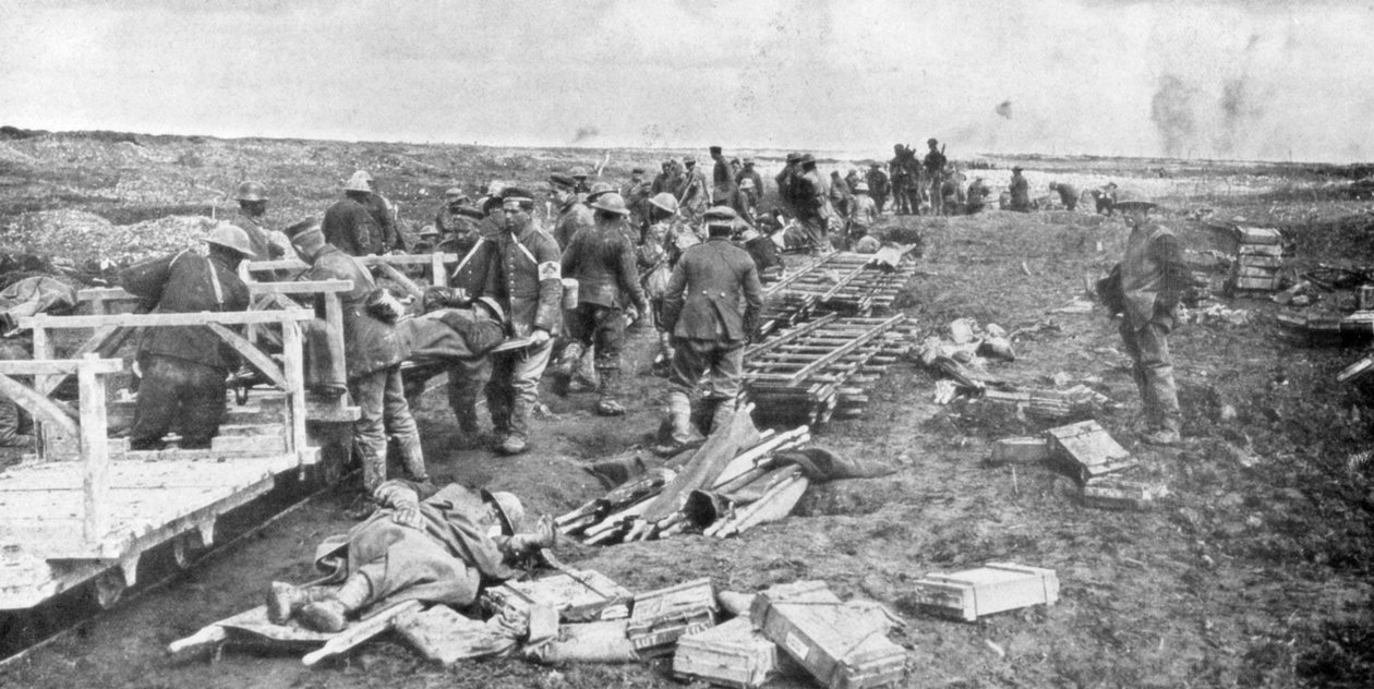 Punto de evacuación de heridos, Vimy, Francia, Primera Guerra Mundial, abril de 1917 de Unbekannt
