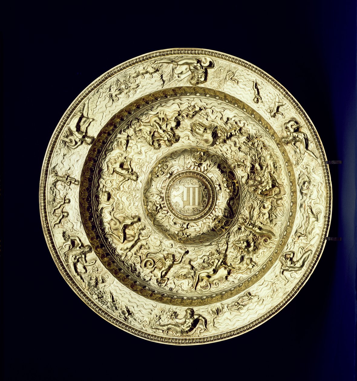 Bacía de plata dorada, repujada, cincelada y grabada, francesa, c.1560-83 de Unbekannt Unbekannt