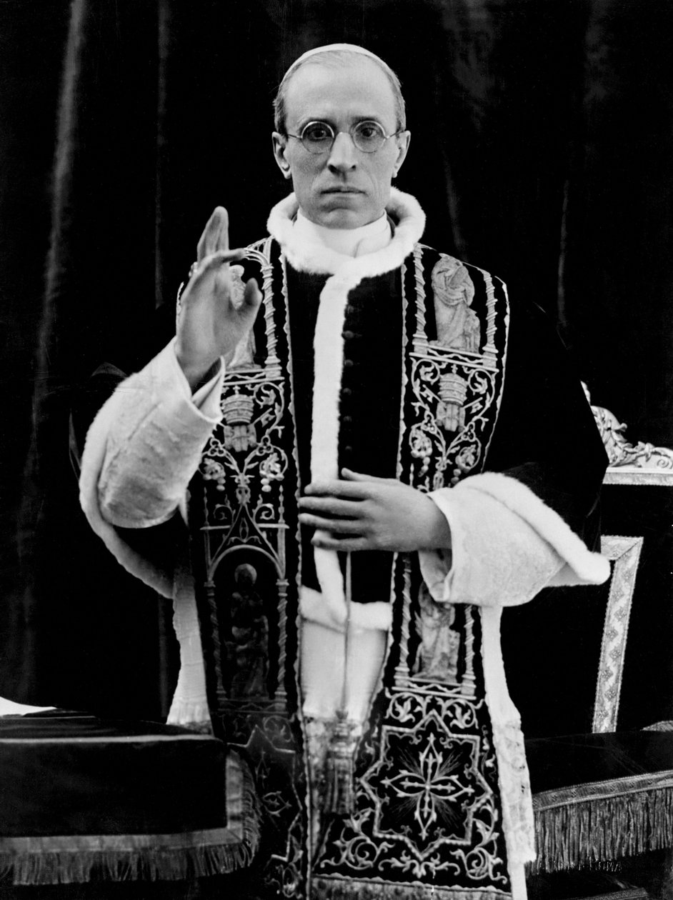 Una de las primeras fotos del Papa Pío XII después de su coronación, Roma, 1939 de Unbekannt Unbekannt