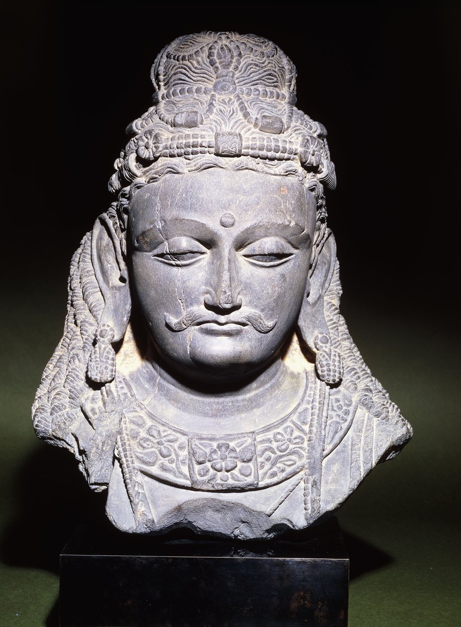 Una gran cabeza de un Bodhisattva con expresión abatida, siglo II-III de Unbekannt