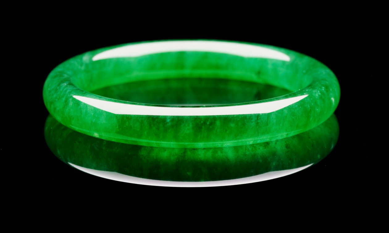 Un brazalete excepcional de jadeíta de Unbekannt