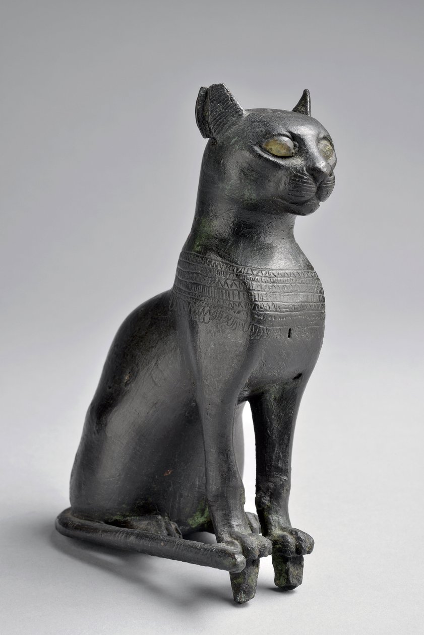 Bastet. Estatuilla moldeada en bronce (metal). Baja Época (750-332 a.C.) Egipto - Dim en cm 13 - Número de inventario 735, Musee d