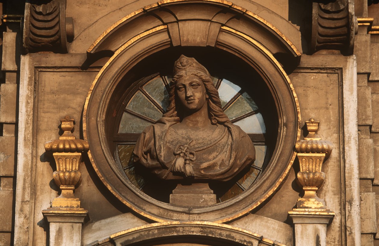 Bélgica, Bruselas, Grand Place, detalle decorativo de William Jennys