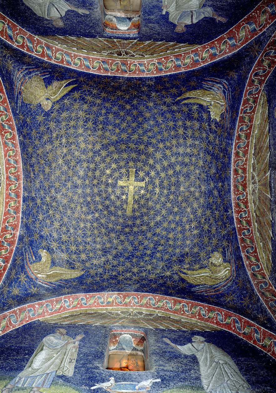 Bóveda central que representa una cruz dorada en un cielo estrellado con los atributos de los apóstoles de Unbekannt