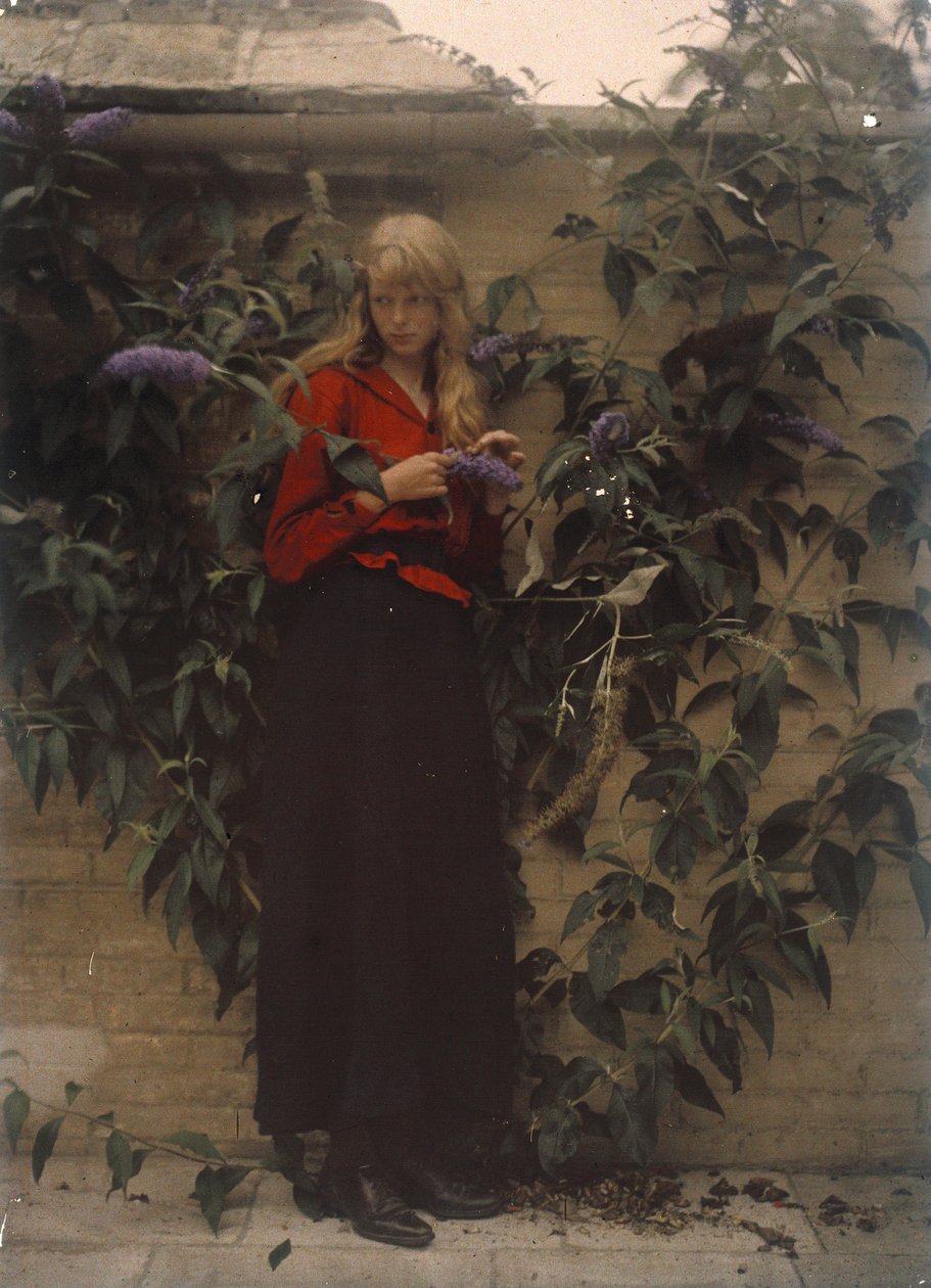 Christina con la Buddlia púrpura de Unbekannter Künstler