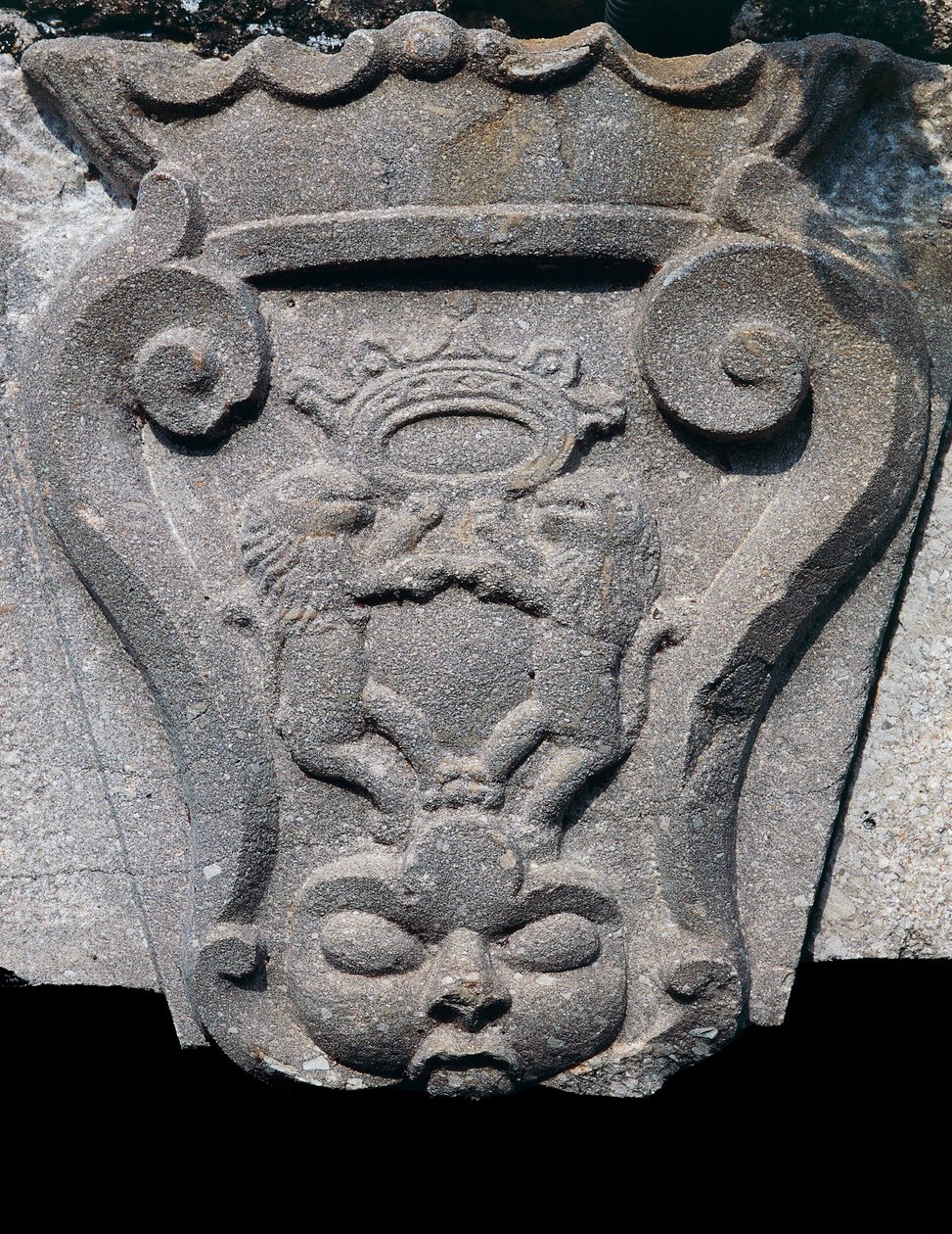 Escudo de armas en piedra, arquitrabe de la puerta de entrada, Barile, Basilicata, Italia de Benjamin Baud
