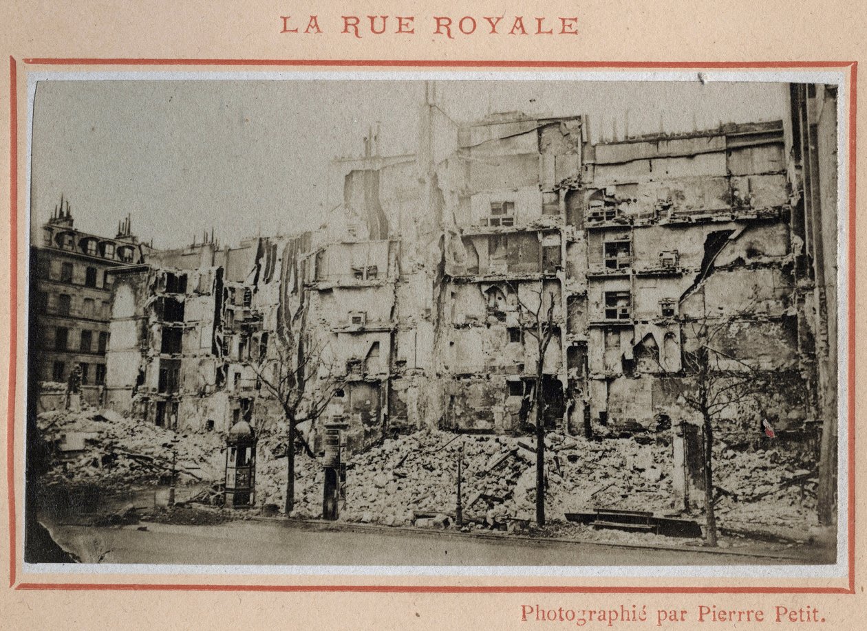 Comuna de París (1871): vista de las ruinas en la Rue Royale en París en mayo de 1871 de Unbekannt