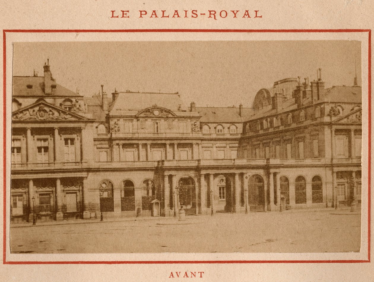Comuna de París (1871): vista del Palais-Royal (Palais Royal) en París antes del incendio de mayo de 1871. Fotografía de Pierre Pepetit de Unbekannt