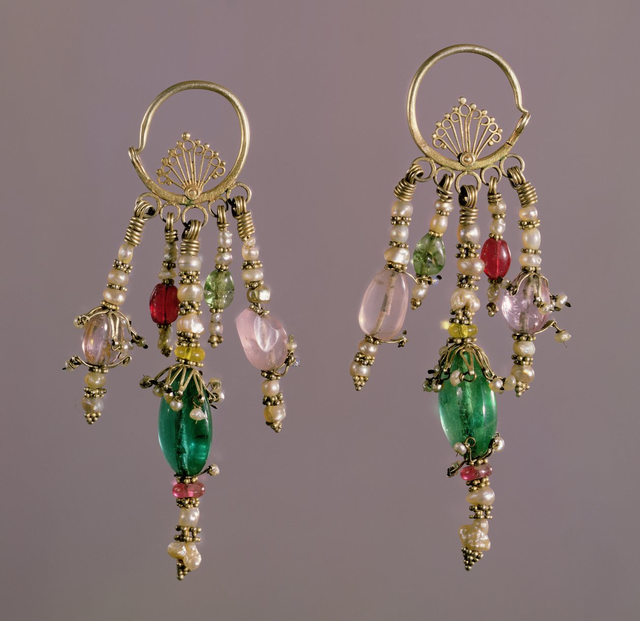 Pendientes, Asia Central de Unbekannt