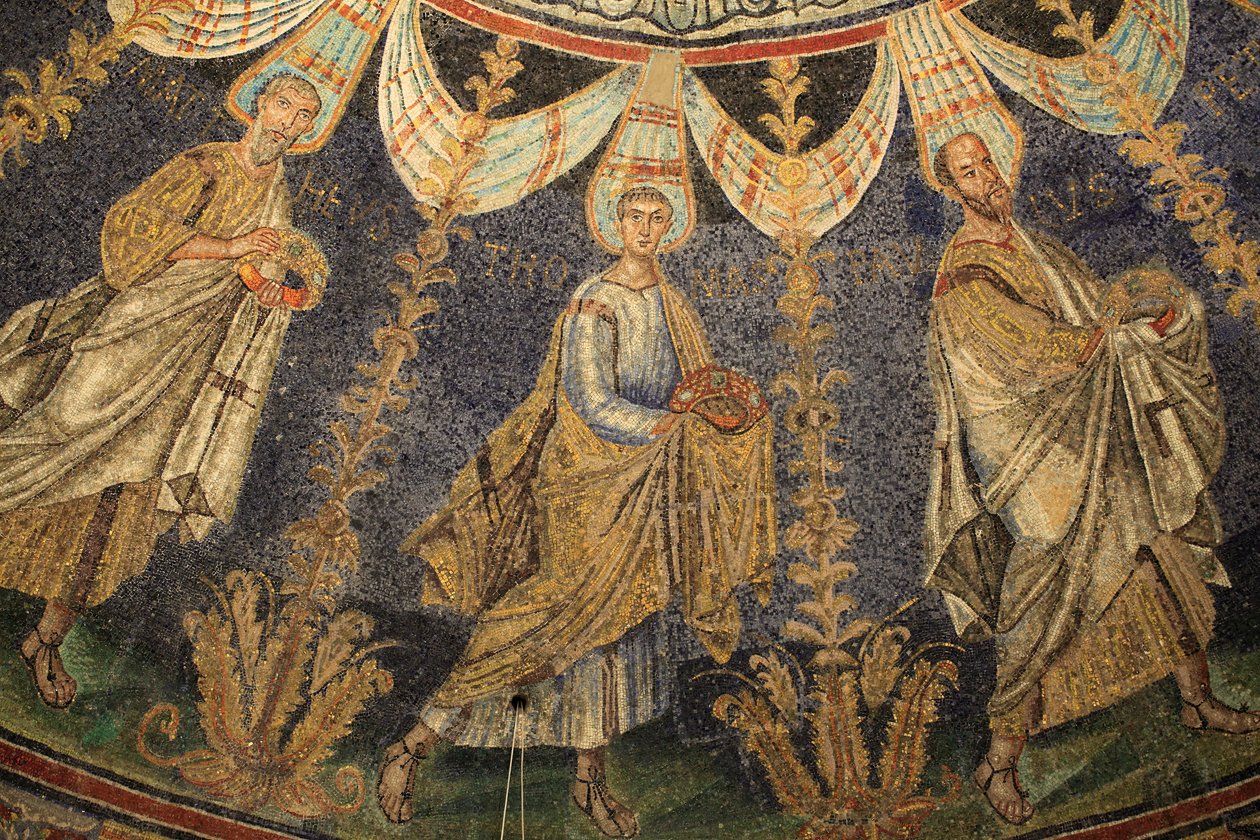 Mosaico del techo del Baptisterio de Neon. San Pablo y San Pedro. Detalle de la procesión de los doce apóstoles alrededor del mosaico central en dos direcciones, terminando con San Pedro encontrándose con San Pablo. Siglo V, Rávena, Italia. Patrimonio Mund de Unbekannt