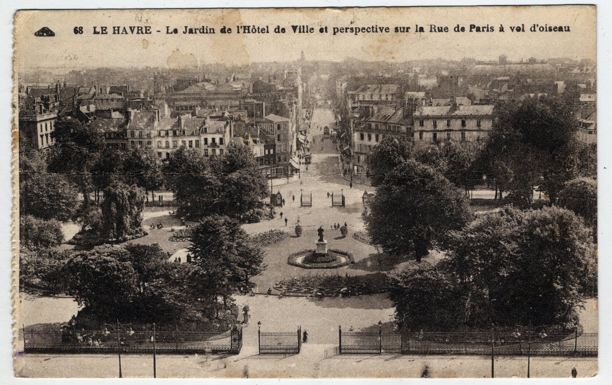 Normandía, Sena Marítimo (76), Le Havre: el jardín del ayuntamiento y perspectiva sobre la rue de Paris - Postal de finales del siglo XIX-XX de William M. Timlin
