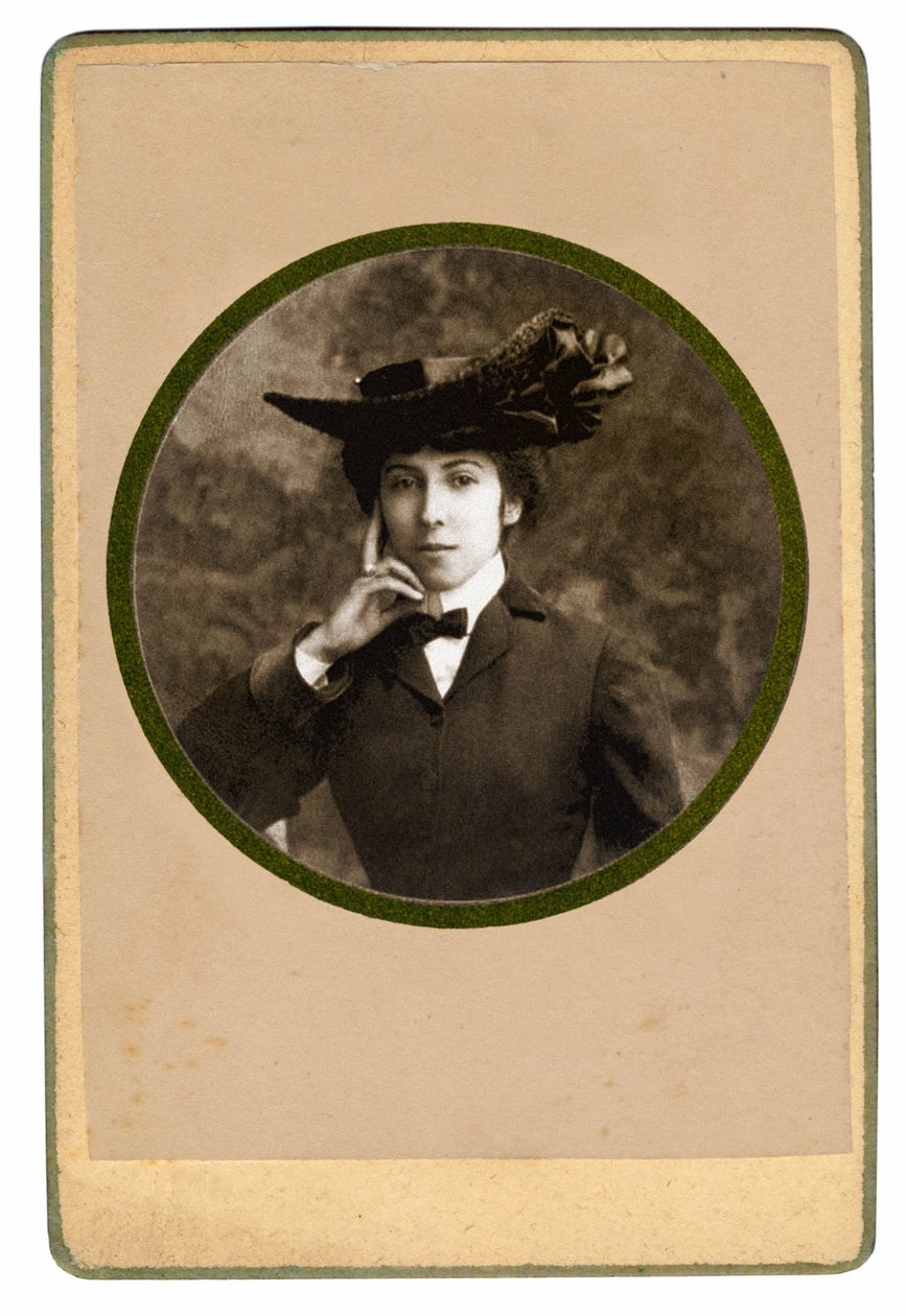 Retrato de la poeta francesa Catherine Pozzi, c.1900 de Unbekannt