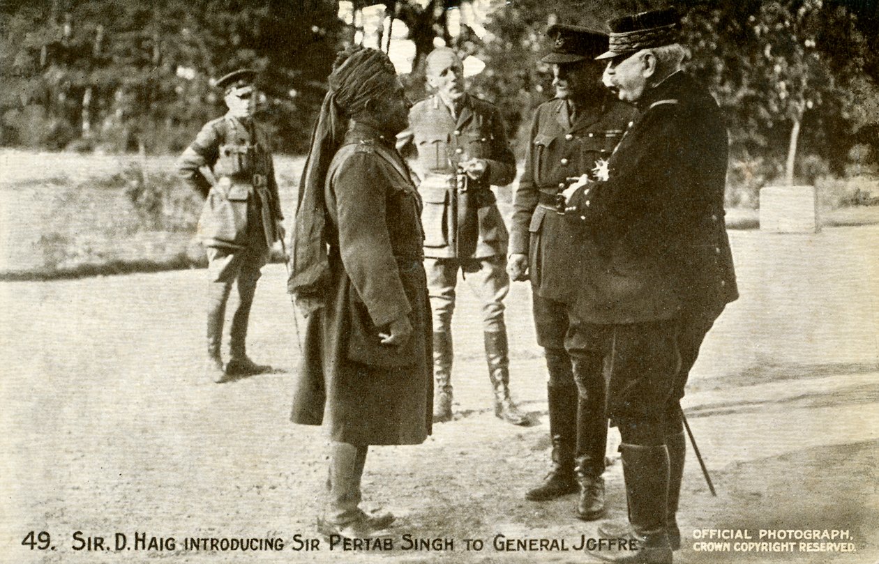 Sir Douglad Haig presentando a Pertab Singh a Joffre de Unbekannter Künstler