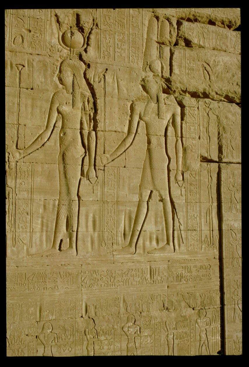 Relieve hundido que representa a Hathor y Horus de Unbekannt