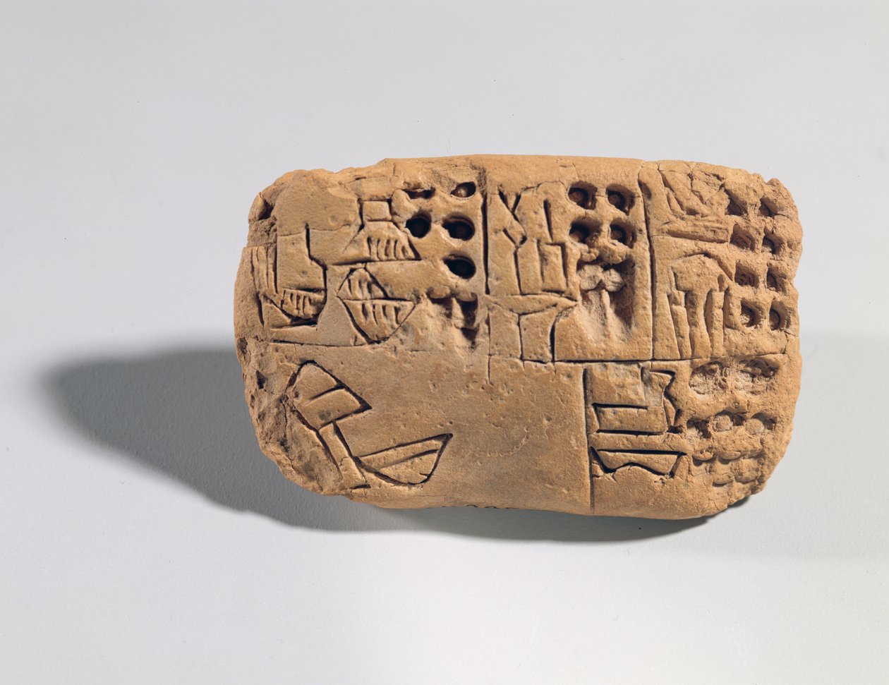 Tabla con inscripción pictográfica, Período Protoliterario, c.3300 a.C. (arcilla) de Unbekannt