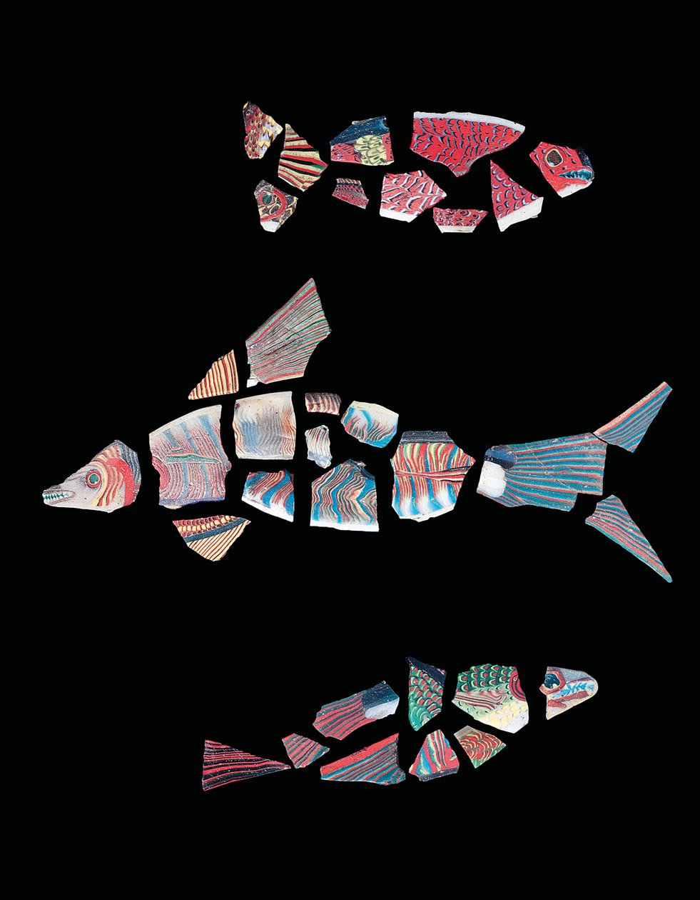 Tres Fragmentos de Mosaico de Incrustaciones de Peces, Período Ptolemaico-Romano, c. Siglo I a.C. - Siglo III d.C. de Unbekannt
