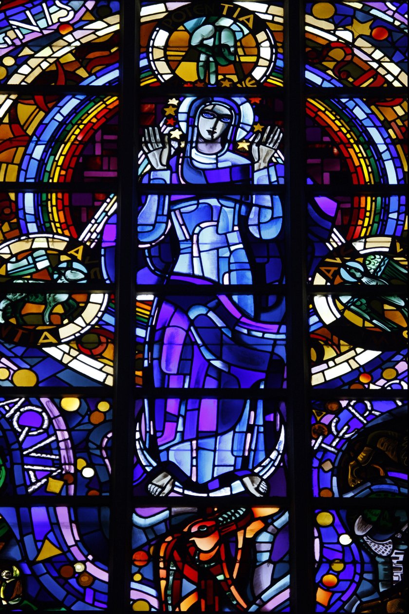 Vidriera de la Virgen María en la iglesia de Notre-Dame-de-la-Trinité por Louis Barillet y Jean Le Chevallier, Blois, Francia de Unbekannt