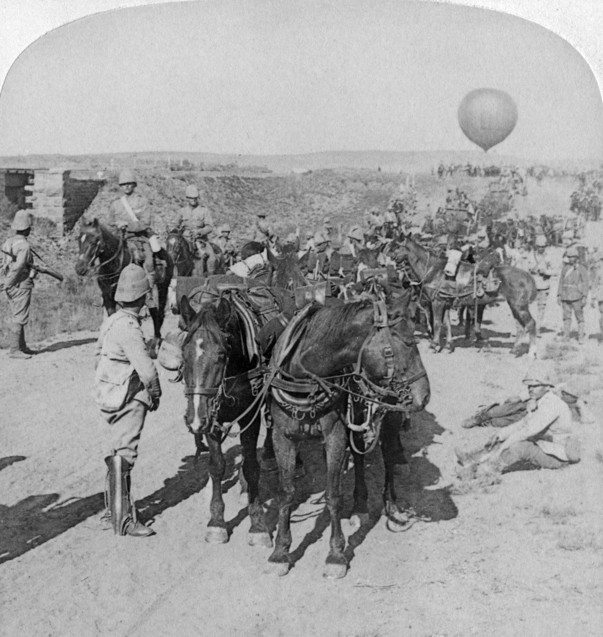 84ª Batería y Cuerpo de Globos, Guerra de los Bóeres, Sudáfrica, 1901 de Underwood and Underwood