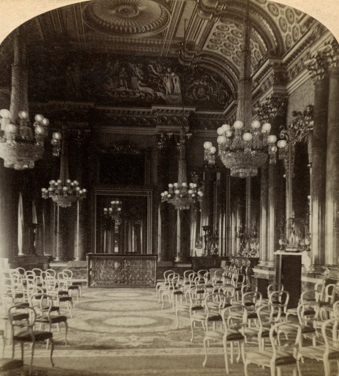 Salón de Baile, Palacio de Buckingham, Londres de Underwood and Underwood
