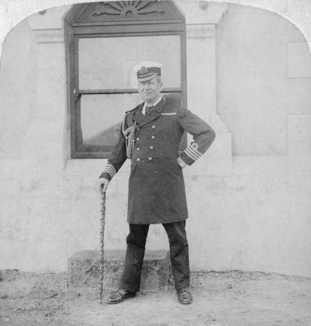 Capitán Sir Edward Chichester, oficial naval británico, Ciudad del Cabo, Sudáfrica, 1900 de Underwood and Underwood