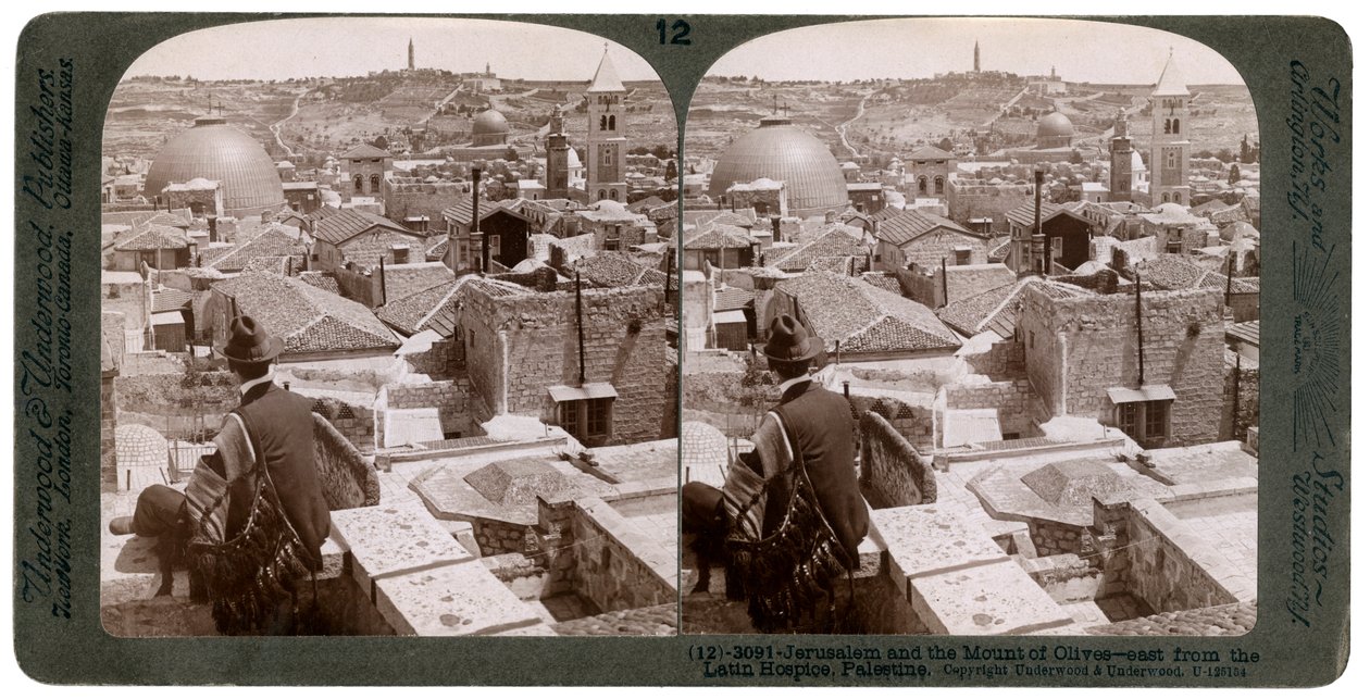 Jerusalén y el Monte de los Olivos, mirando al este desde el Hospicio Latino, Palestina, 1900s de Underwood and Underwood