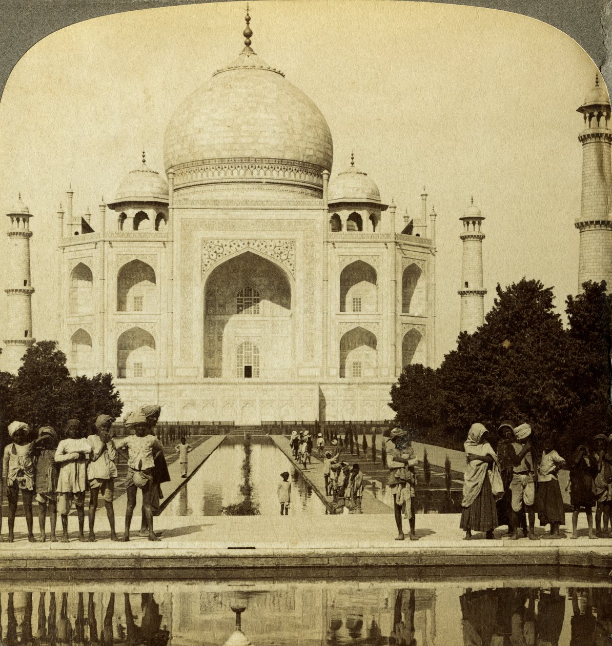 Taj Mahal, Agra, Uttar Pradesh, India de Underwood and Underwood