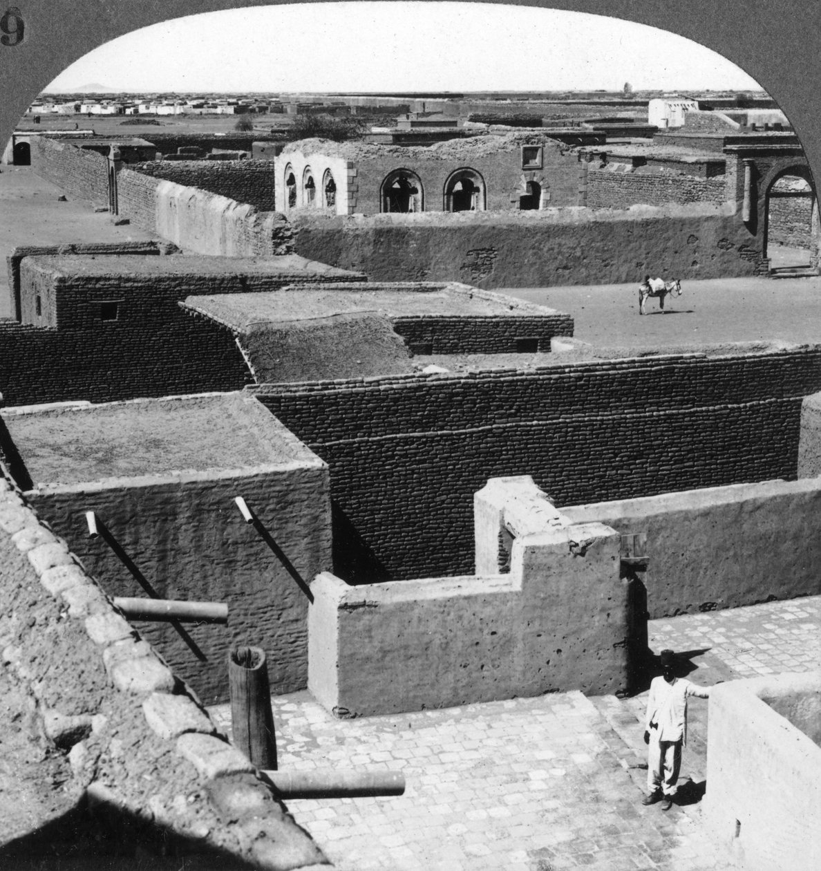 La tumba del Mahdi en Omdurman, Sudán, 1905 de Underwood and Underwood