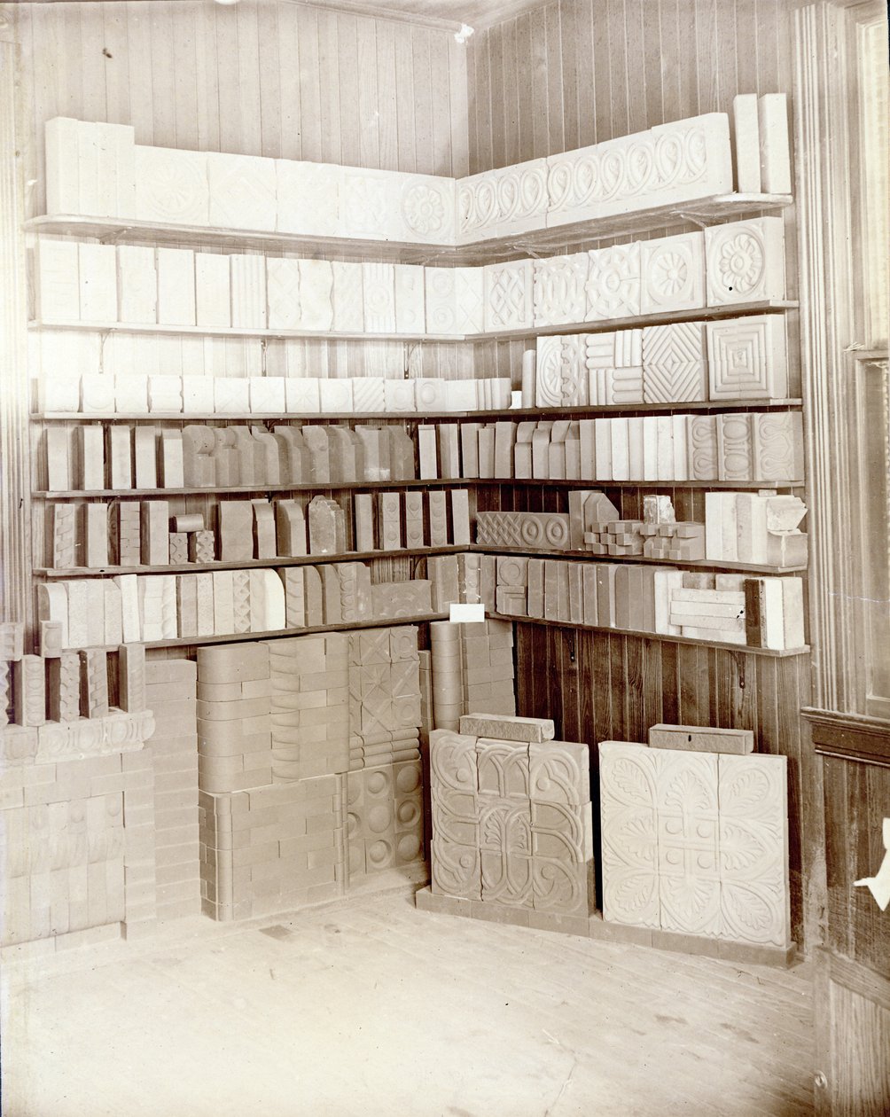 Muestras de productos en la oficina de Tower Grove Brick Works de Unknown