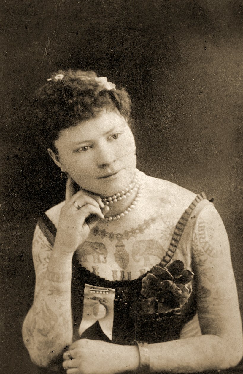 Retrato de una mujer tatuada, c.1905 de Unknown