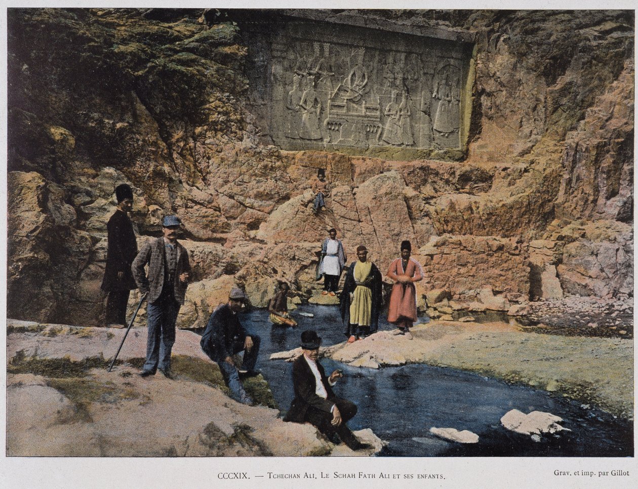 Chechan Alia, Shah Fath Ali y sus hijos visitando un monumento egipcio de Unknown artist