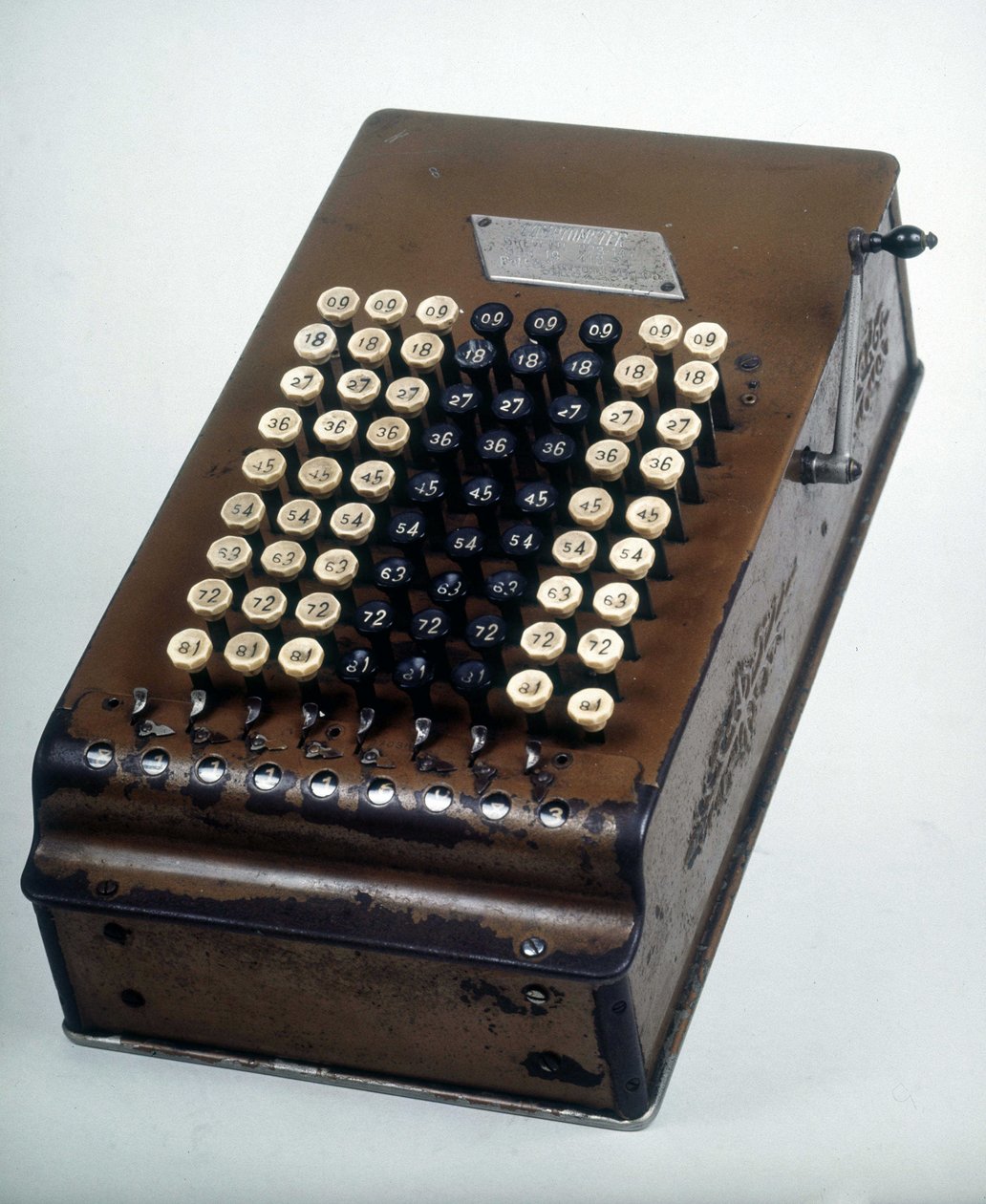 Calculadora Felt: El Comptometer de Unknown artist