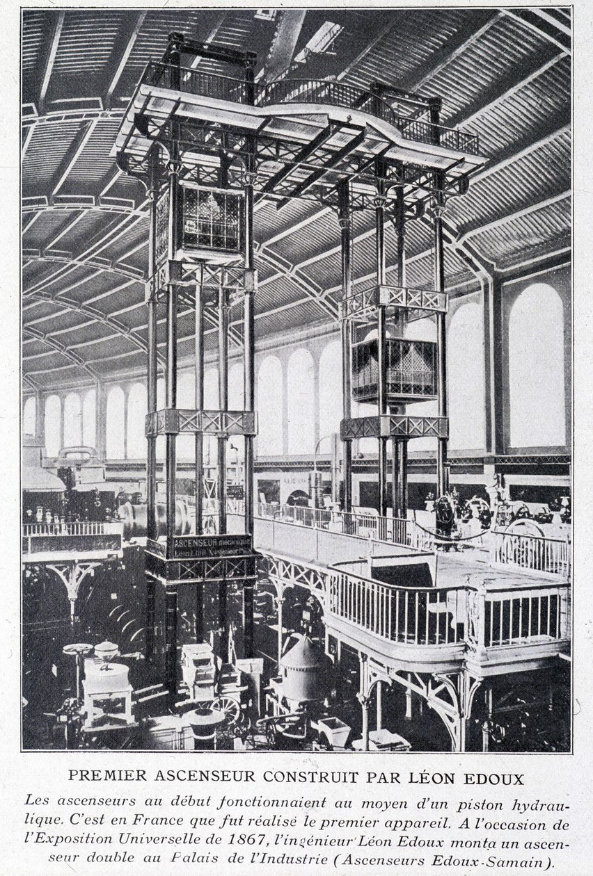 Primer ascensor construido por Léon Edoux en la exposición universal de 1867 de Unknown artist