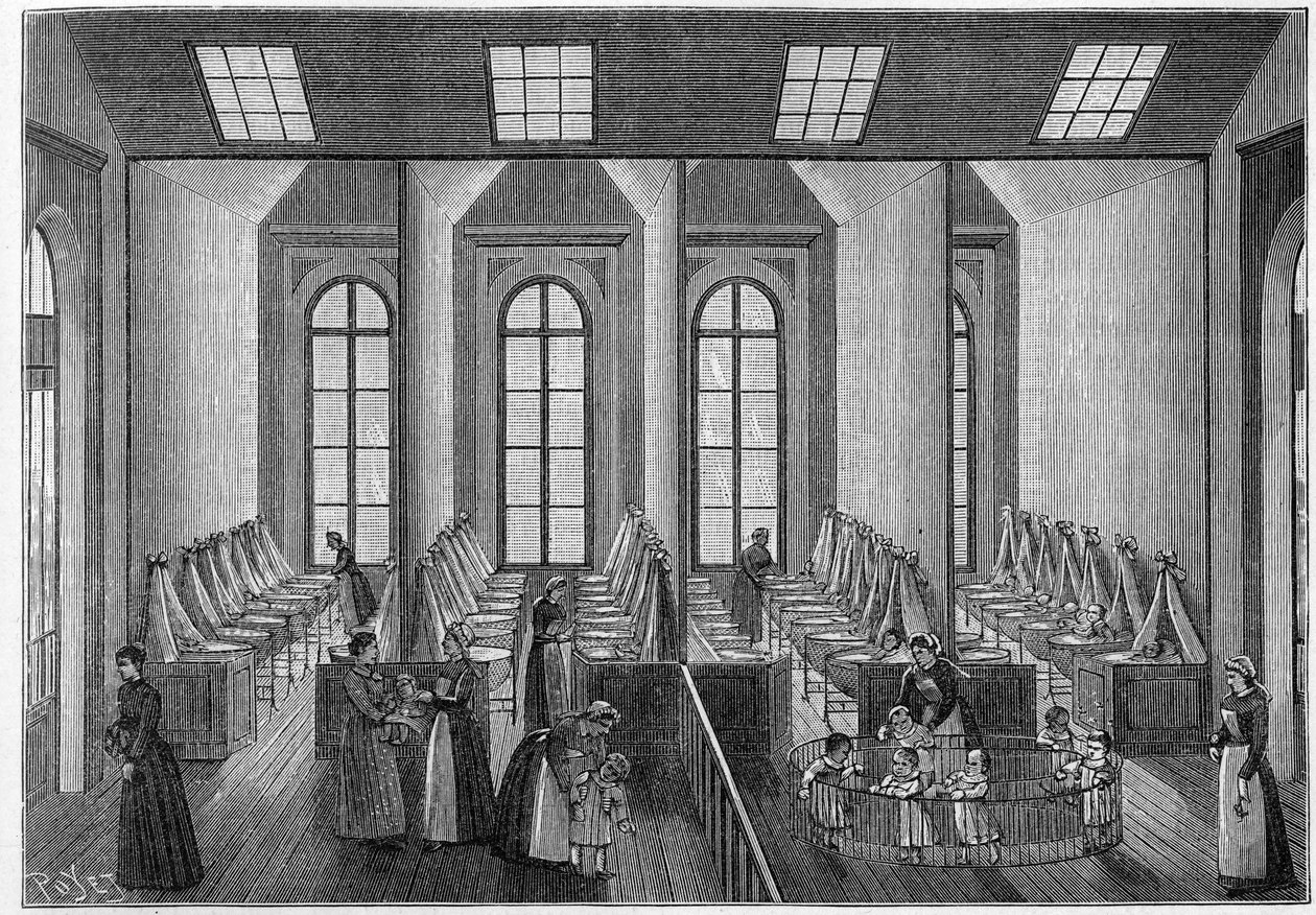 Las guarderías: guardería y nursery de Guise (Aisne, 02). Vista interna de la sala principal. Grabado en "La Nature: revue des sciences et de leurs applications aux arts et a l