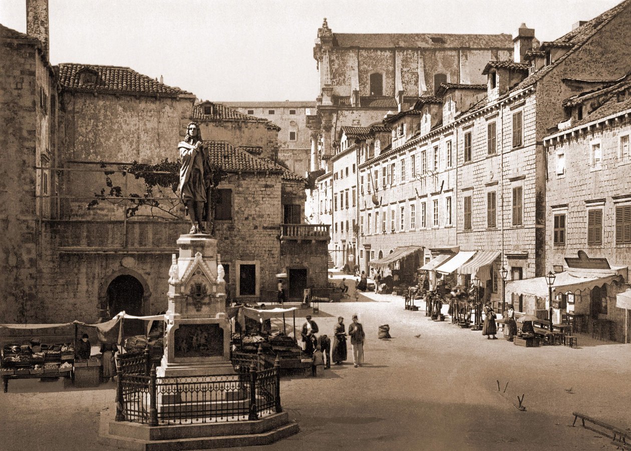 Plaza Gundulic en Ragusa. Finales del siglo XIX de Unknown artist