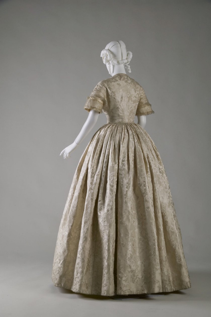 Vestido de novia (vista oblicua trasera) de Unknown artist