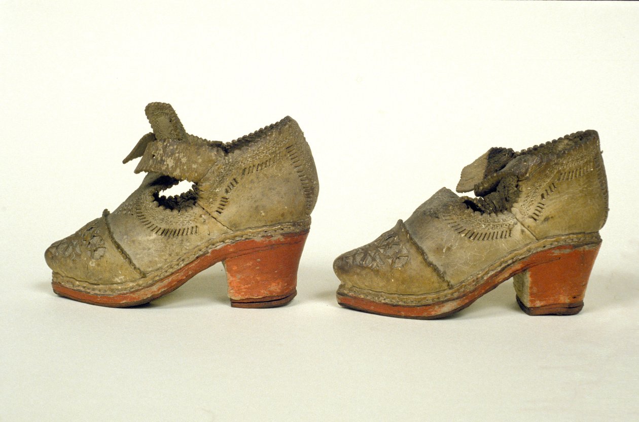 Modelo de zapato con tacón rojo del siglo XVII, Museo del castillo, Milán de Unknown artist