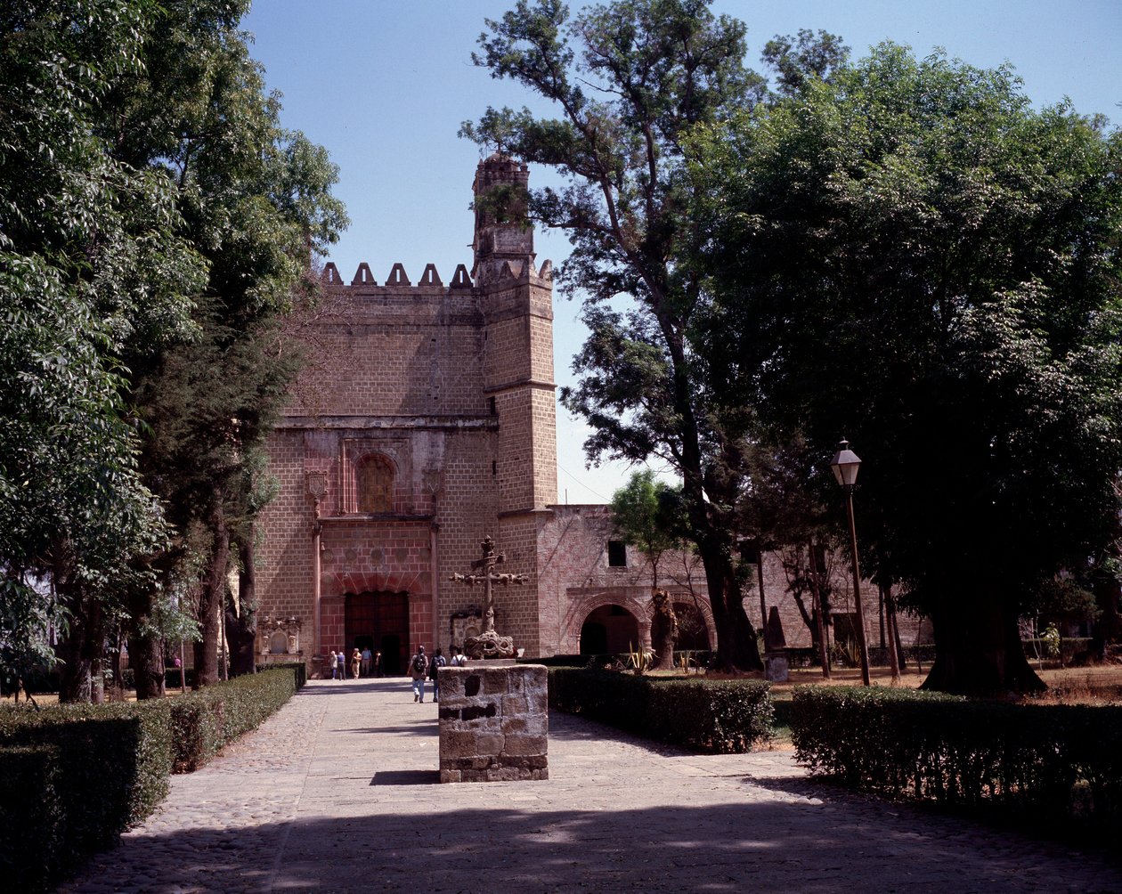 Arte de México: vista del Convento Agustino (monasterio de San Agustín Acolman) de 1571 de Unknown artist
