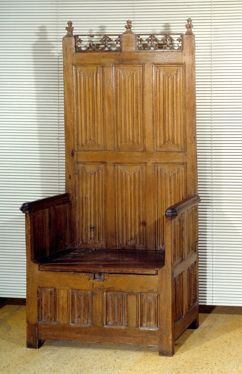 Cofre ceremonial de roble con dos asientos reservados para los señores. Finales del siglo XV. París, artes decorativas. de Unknown artist